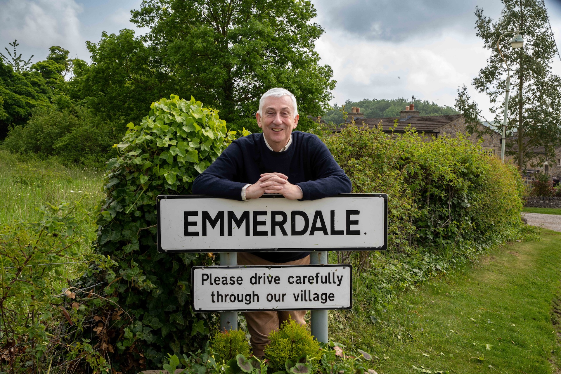 Sir Lindsay Hoyle guested in Emmerdale earlier this year (Credit: ITV)