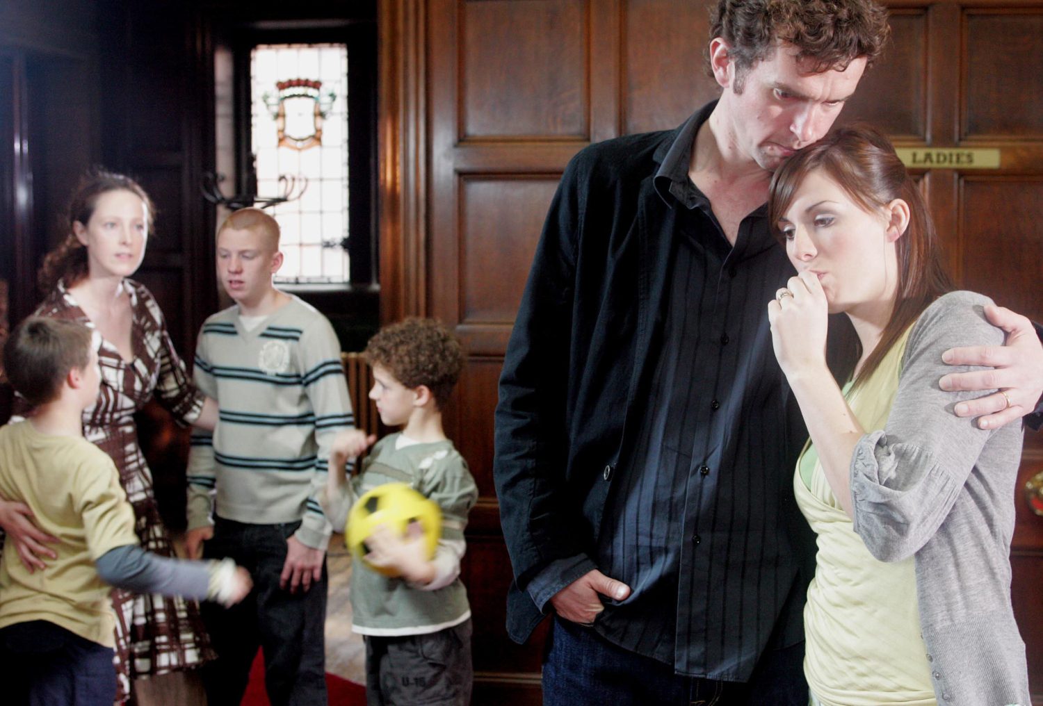 Lilith Dingle hugs her kids and Marlon and Donna are upset