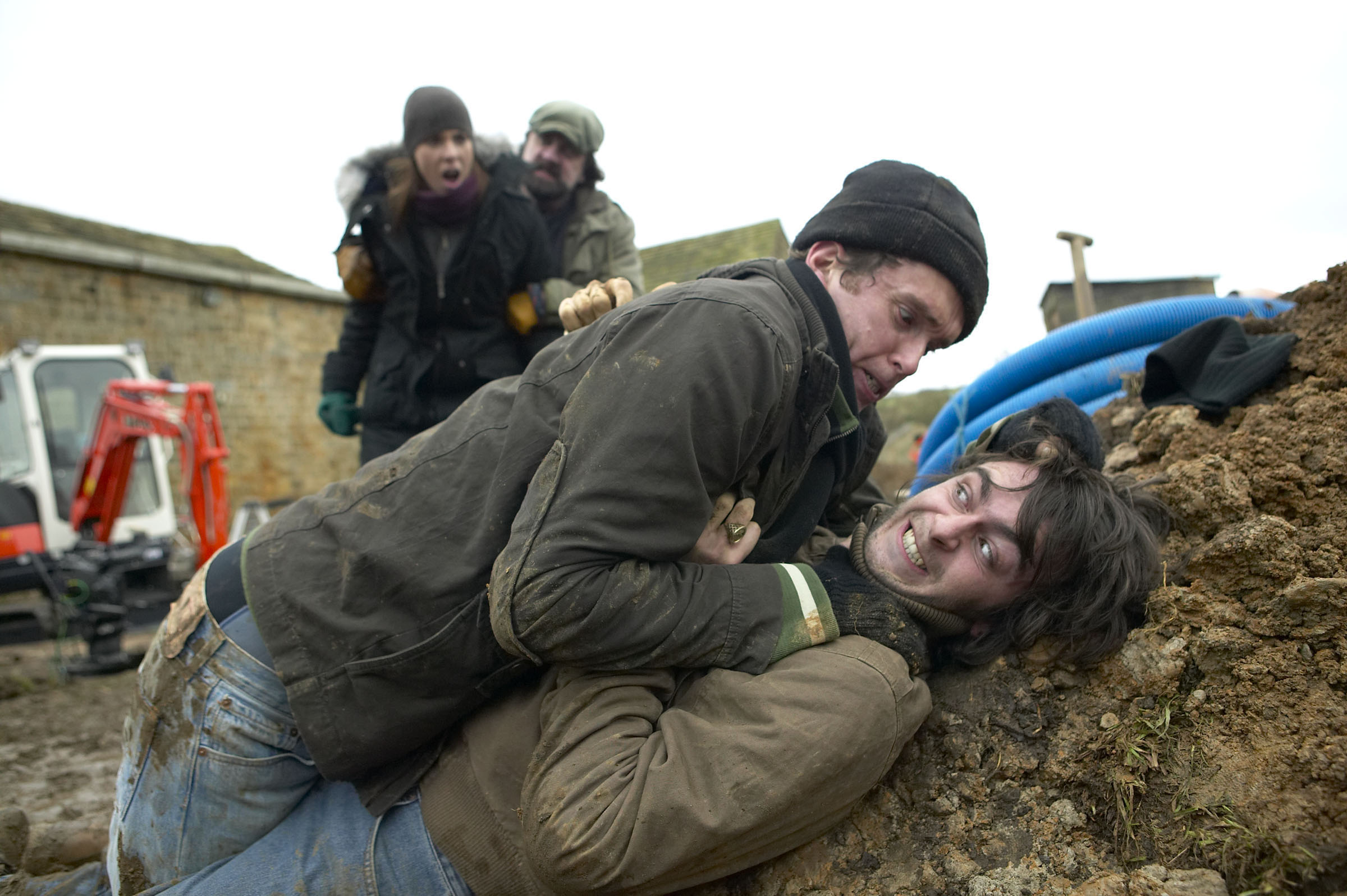 Marlon fights Eli after he causes damage on the building site