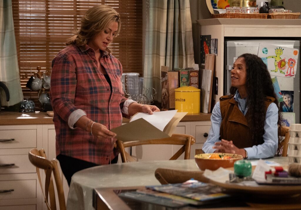 Celia want Moira's advice on the rent raise (Credit: ITV)