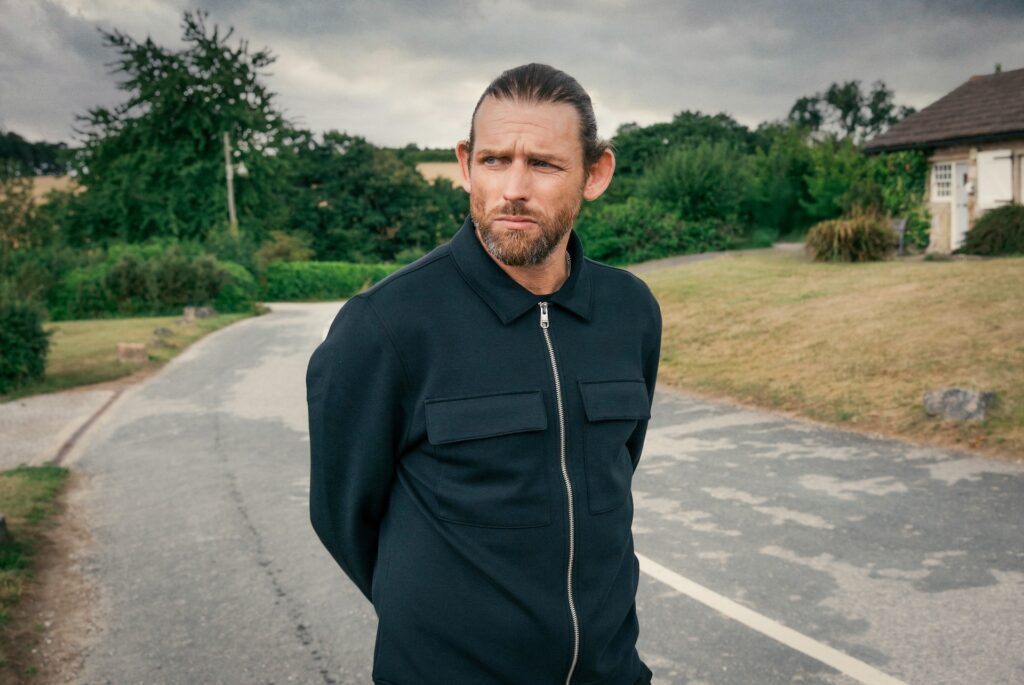 Chris Coghill plays mysterious Kev in Emmerdale (Credit: ITV)