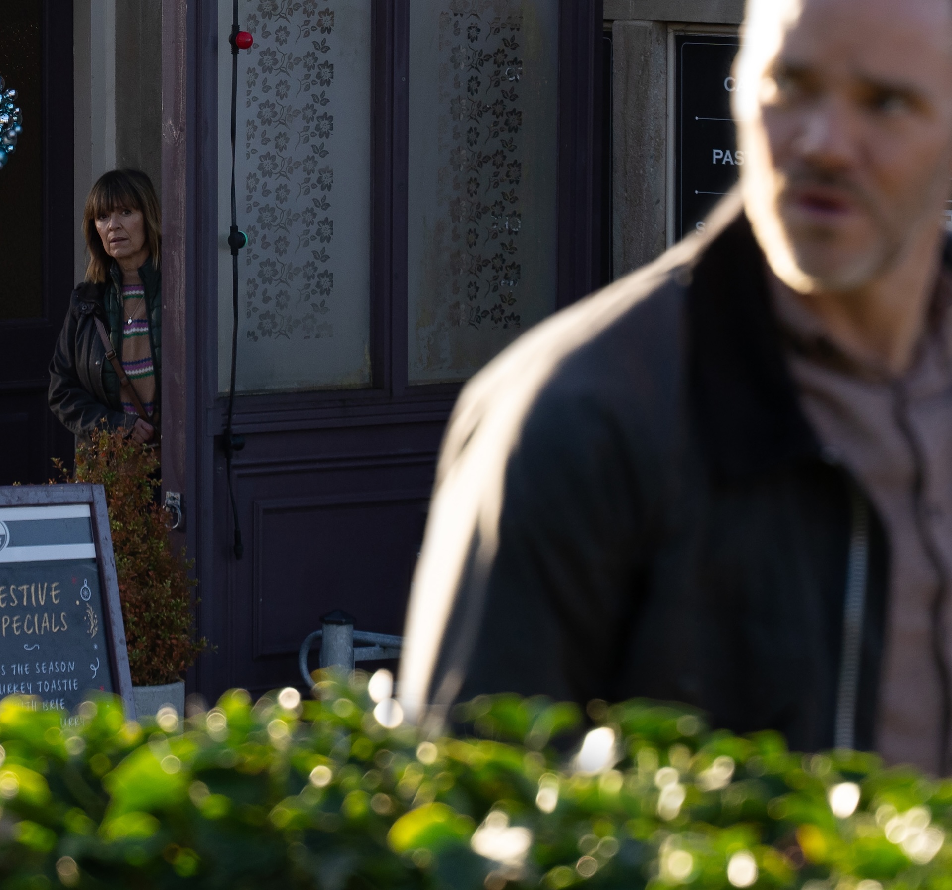 Ray has to deal with Bear (Credit: ITV)