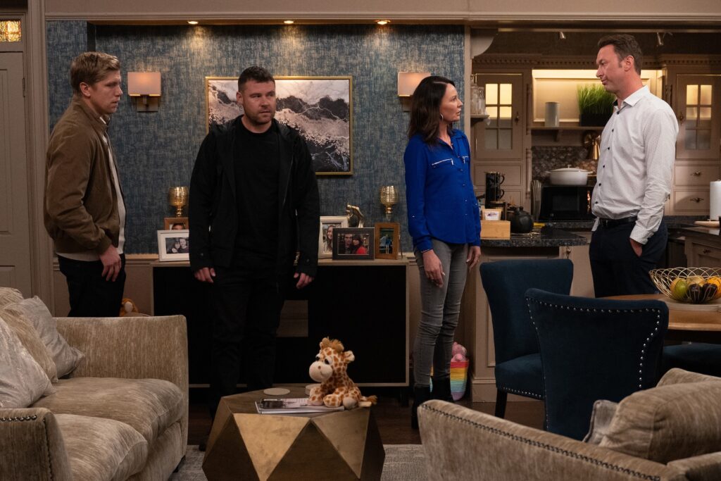 Chas and Liam agree to help Robert and Aaron 