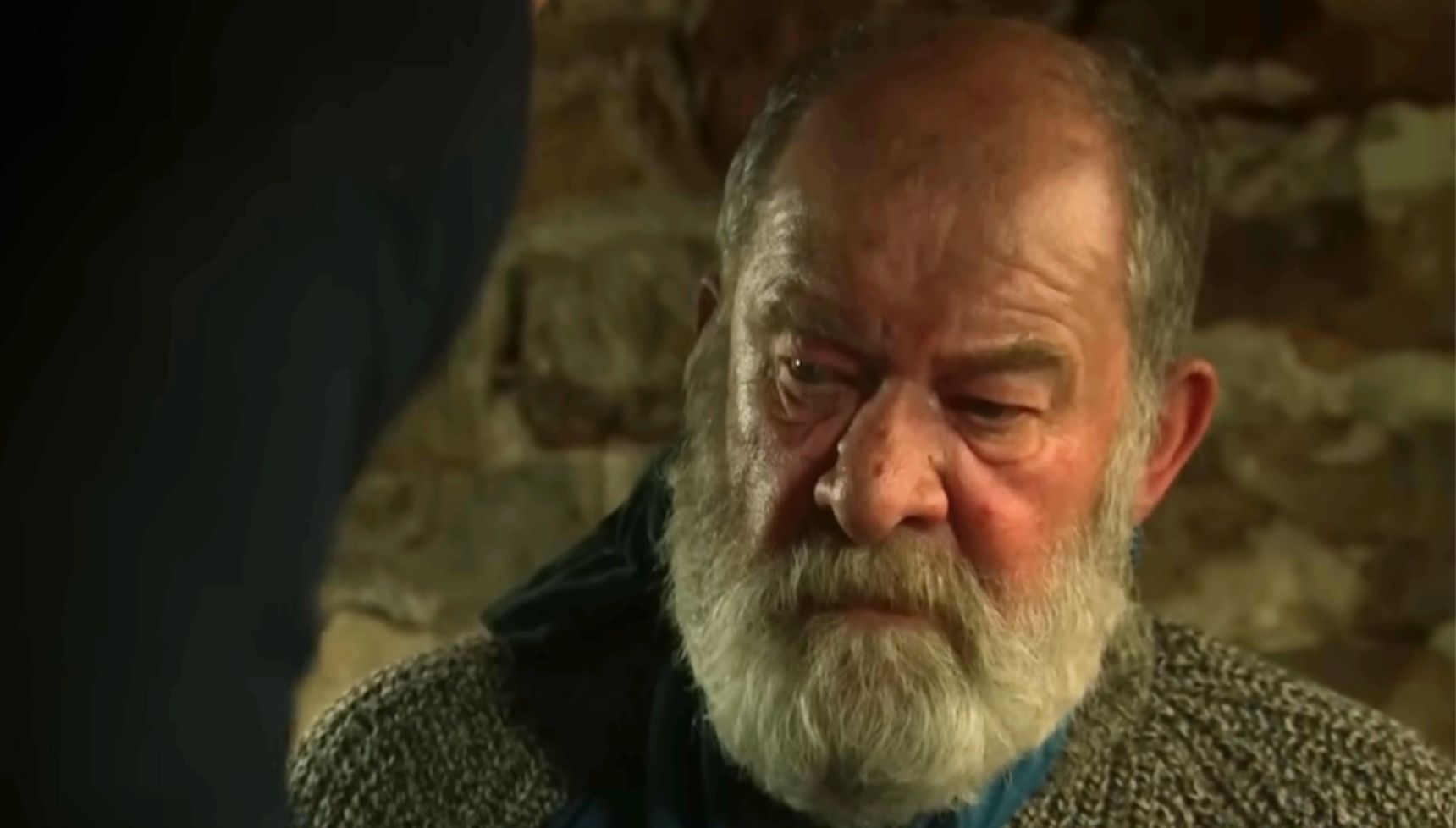 Bear held in captivity in Emmerdale