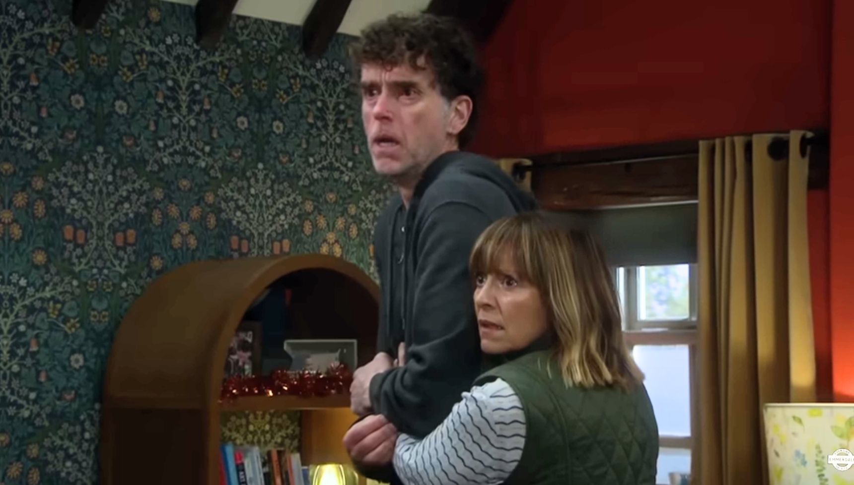 Marlon and Rhona were devastated at Ray's double-cross (Credit: ITV)