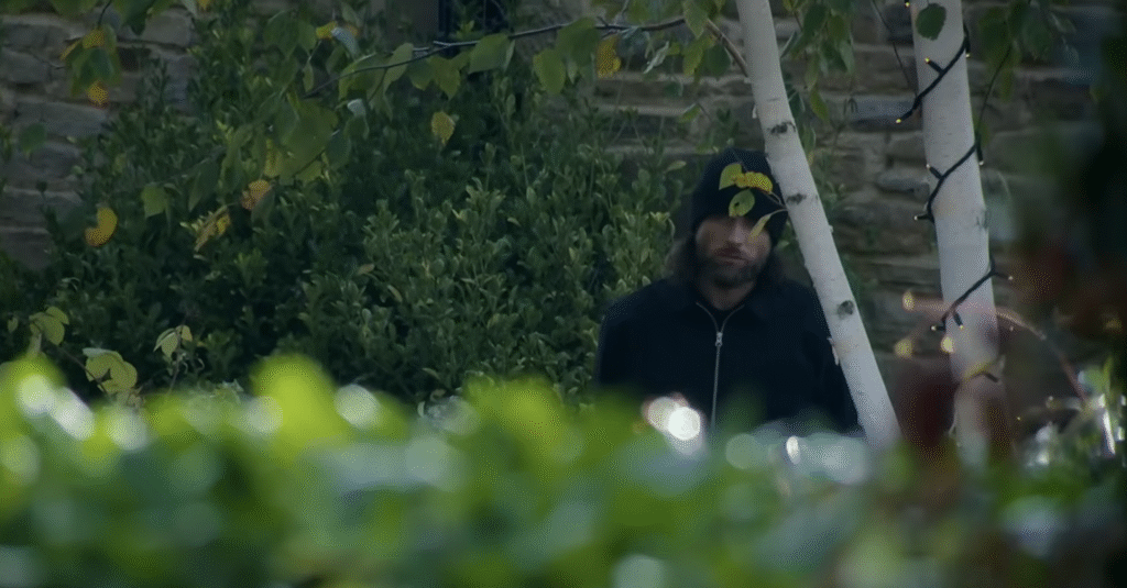 Emmerdale Kev watching the village