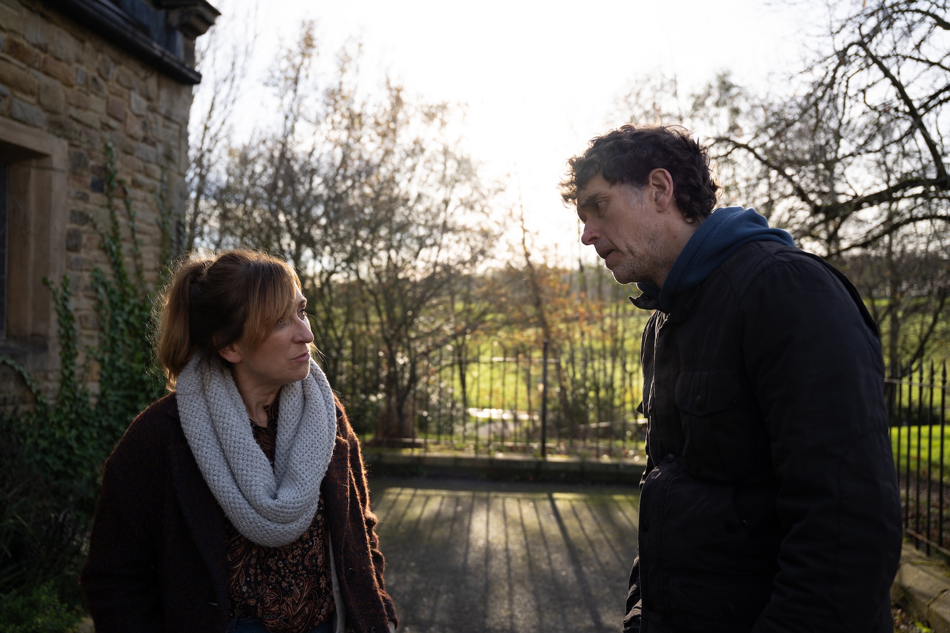 Laurel and Marlon speak in Emmerdale