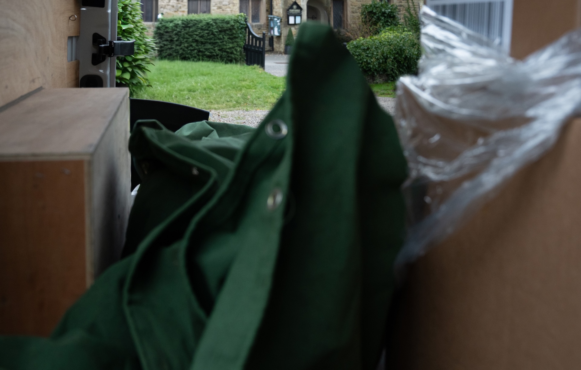 Graham would not have left the body in the van if he'd killed Ray in Emmerdale (Credit: ITV)