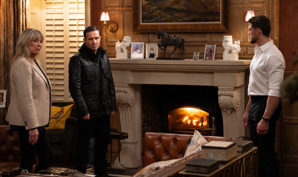 Graham shocks Kim and Joe 