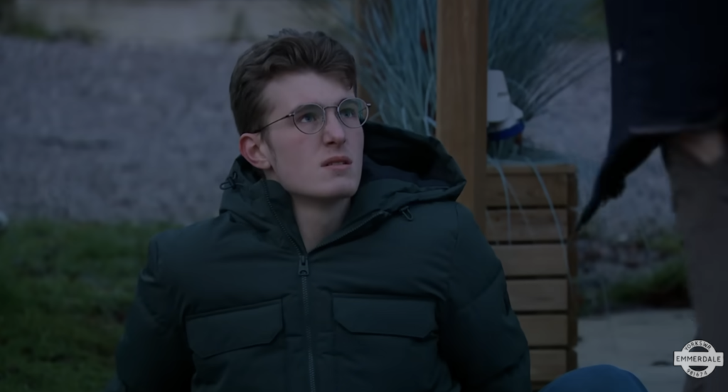 Arthur on the ground 