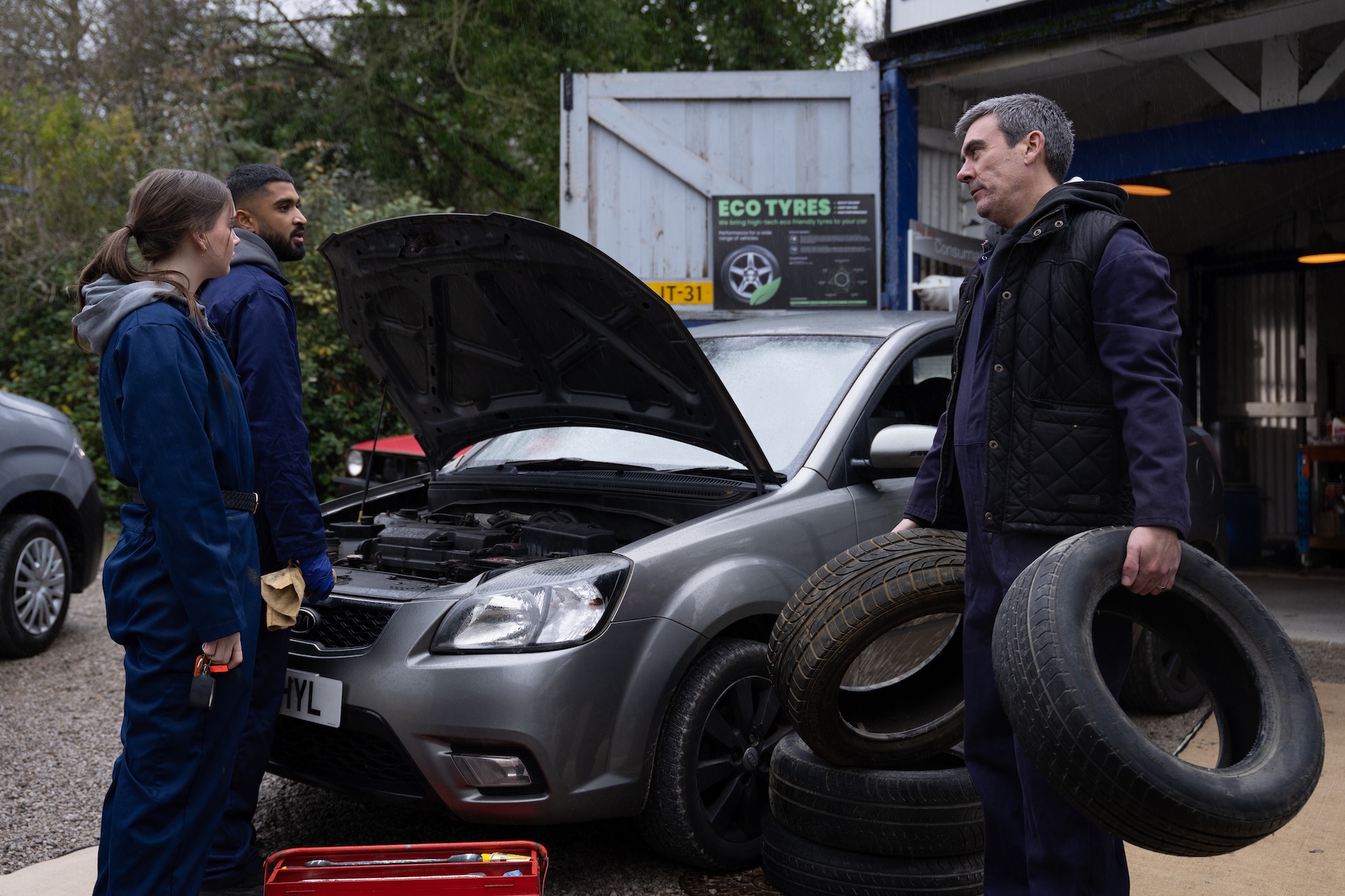 Cain is angry at everyone in Emmerdale spoilers (Credit: ITV)