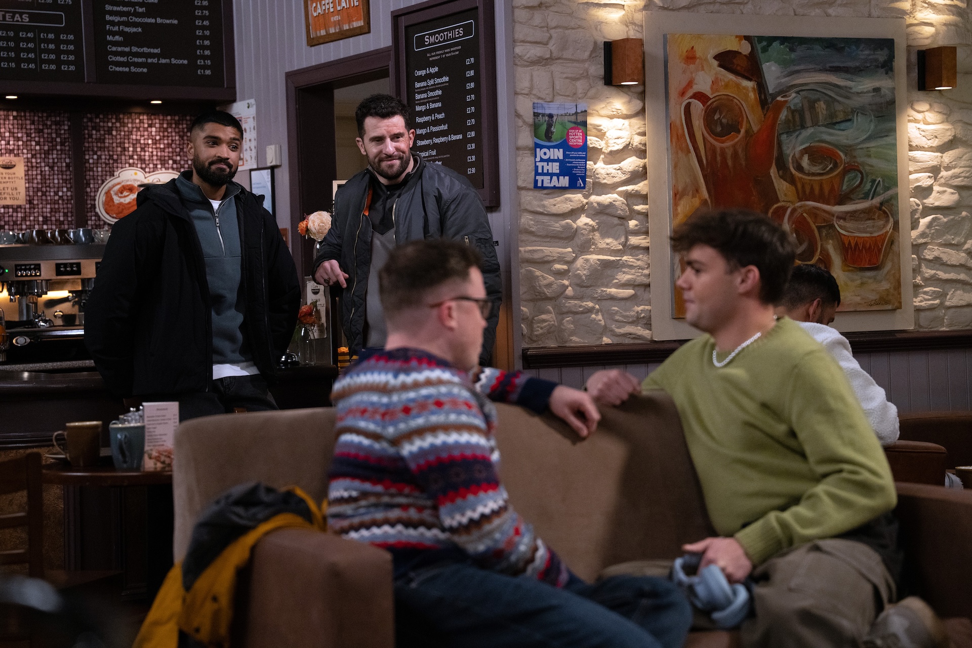 Are Lewis and Vinny meant to be in Emmerdale spoilers? (Credit: ITV)