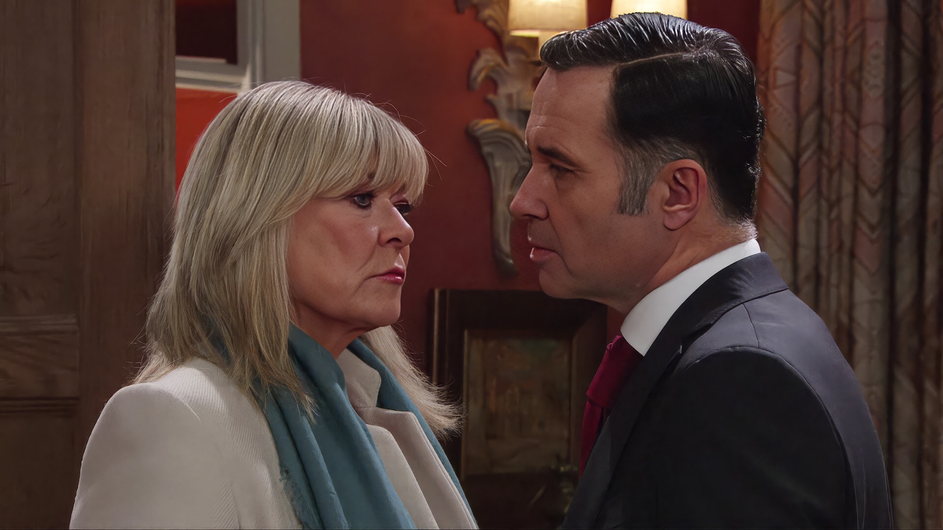 Kim wants Graham gone (Credit: ITV)