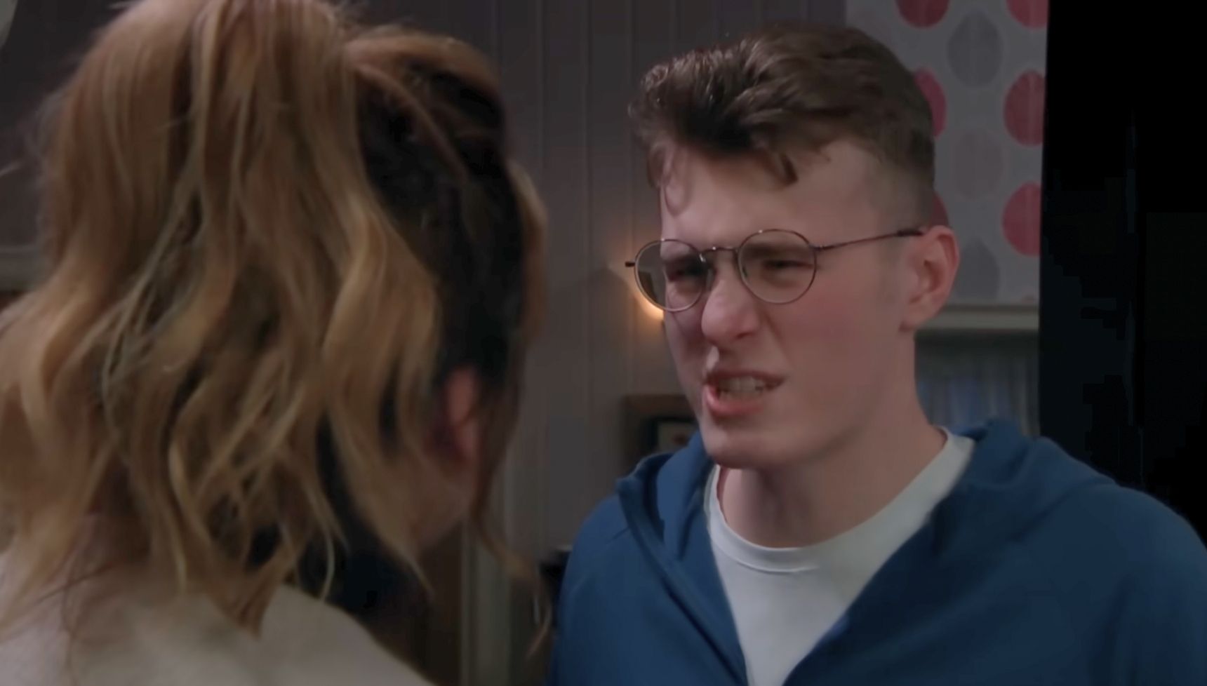 Arthur got so angry with Laurel he lashed out (Credit: ITV)