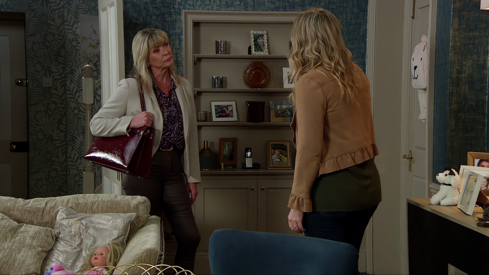 Kim backed out of the deal with Charity in Emmerdale (Credit: ITV)