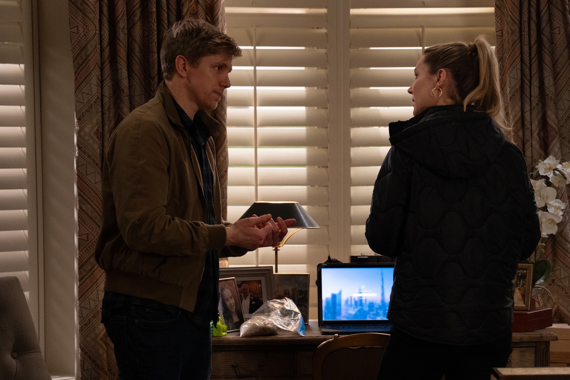 Dawn catches Robert so he confesses in Emmerdale spoilers (Credit: ITV)