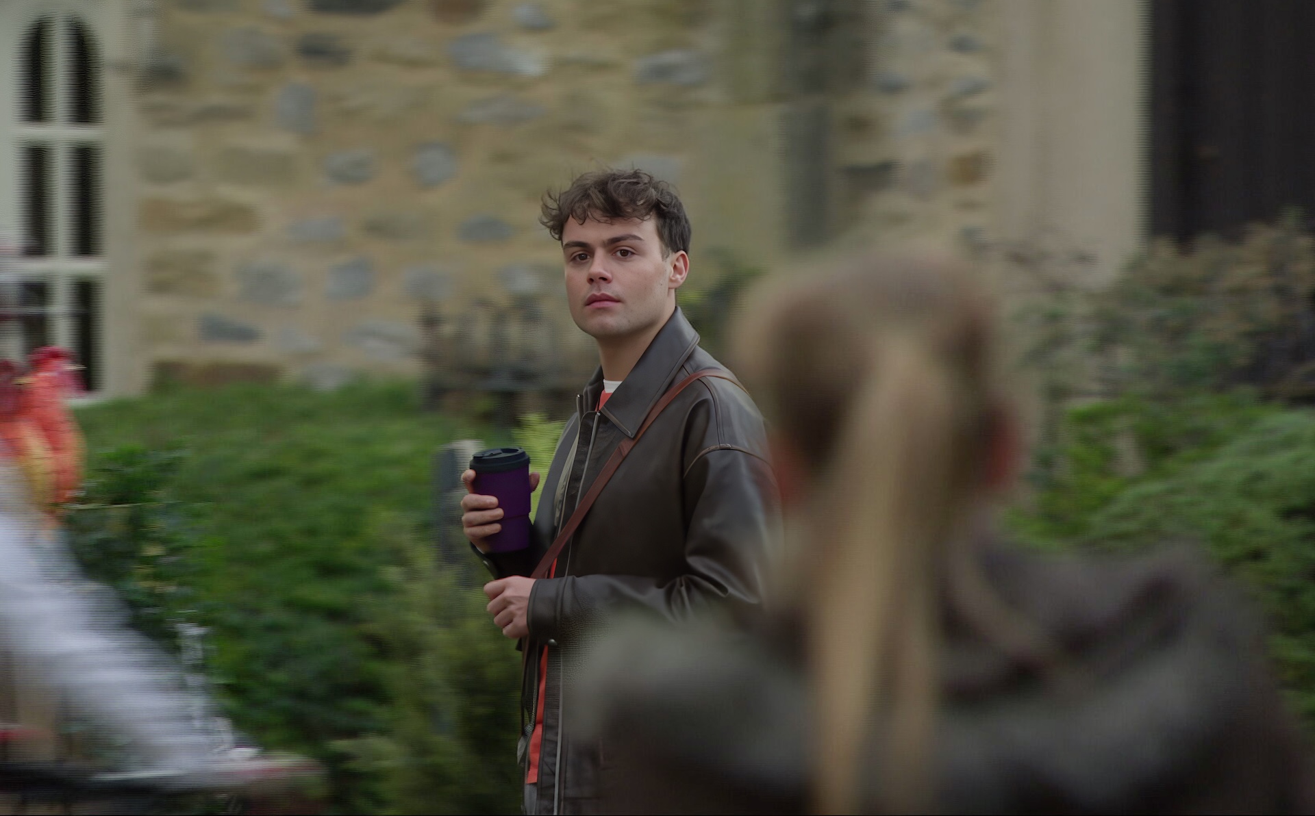 Lewis sees Belle and Kammy flirting 