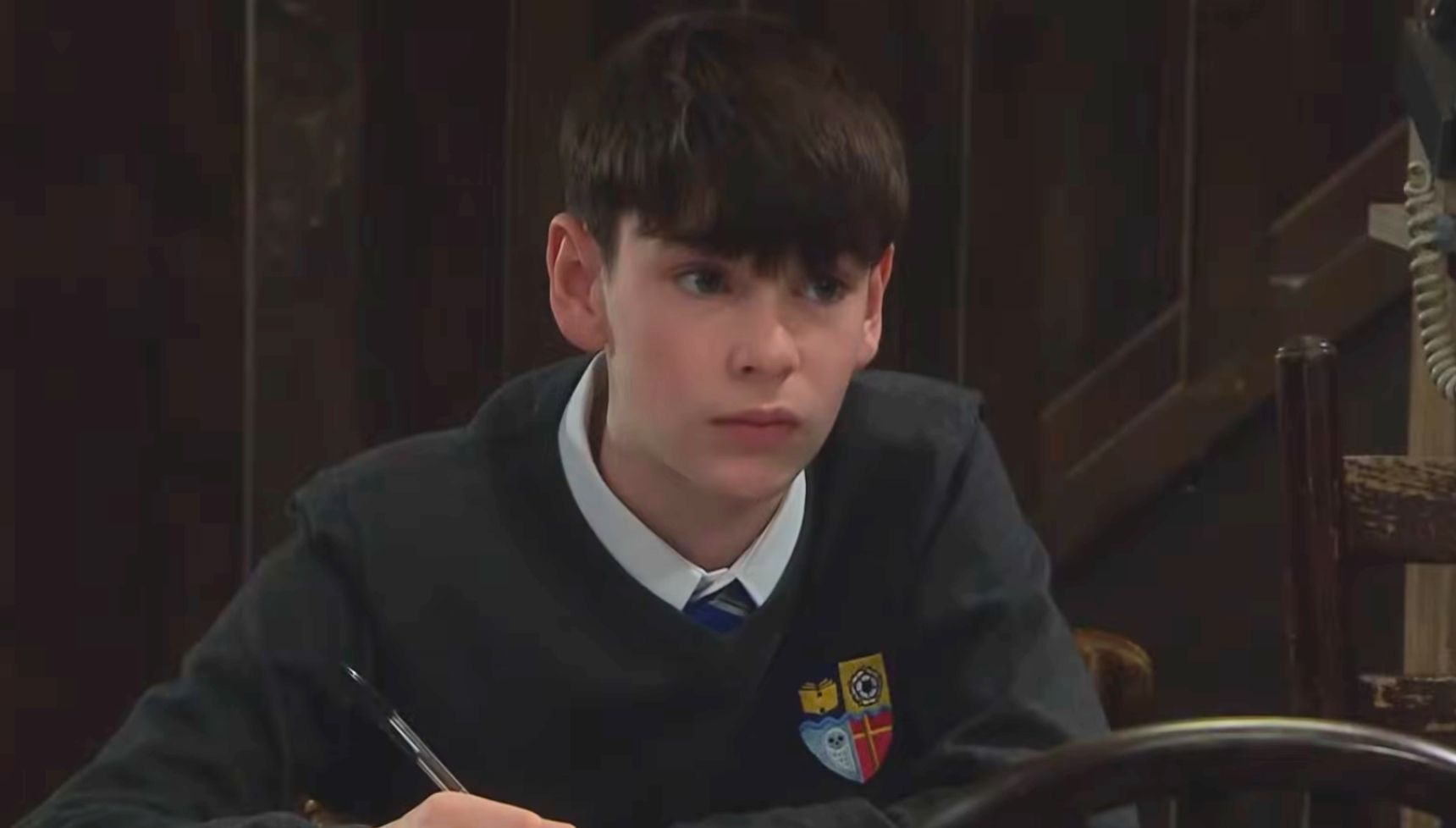 Has Kyle given himself away with this look? (Credit: ITV)
