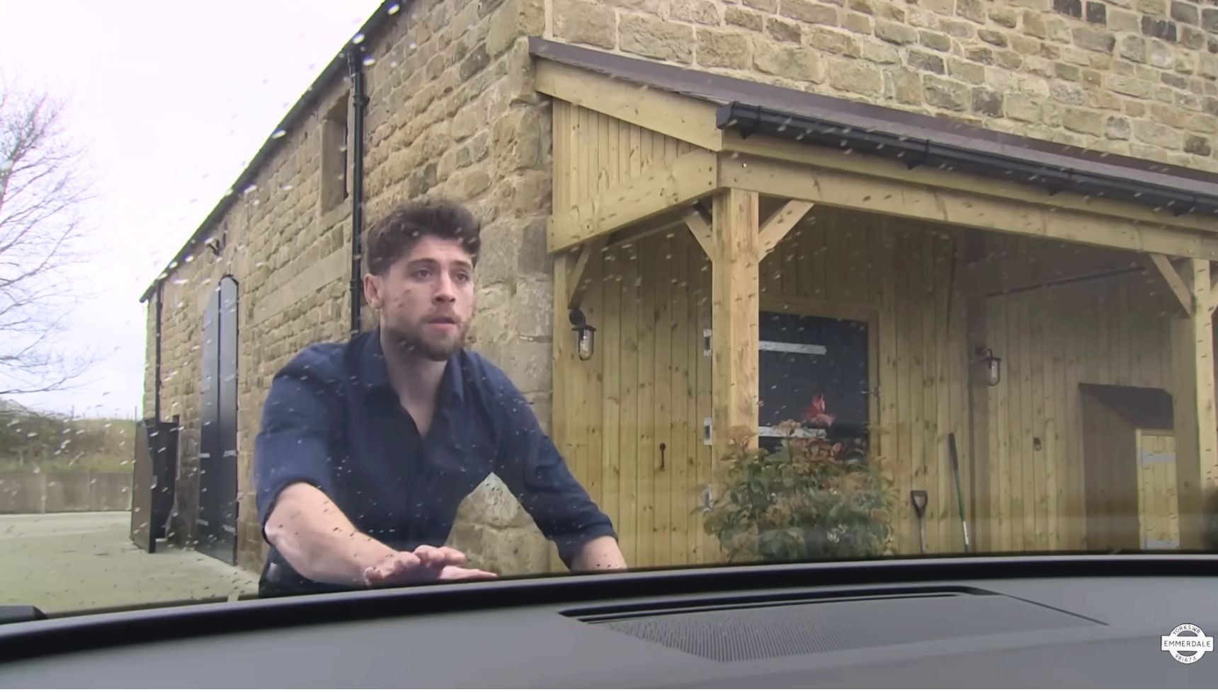 Joe was desperate for her to stay (Credit: ITV)